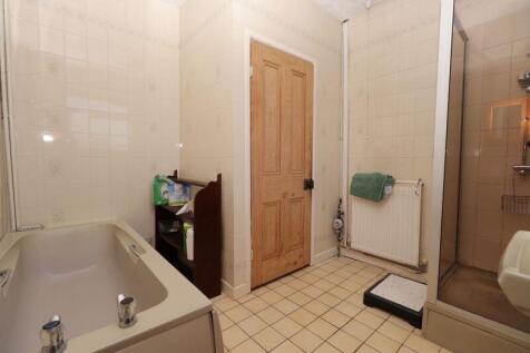 Ground Floor Bathroom