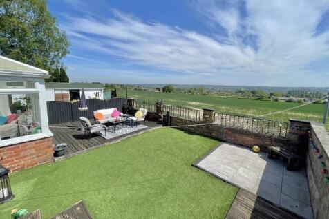 Rear Garden/View
