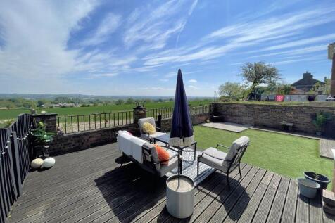 Rear Garden/View