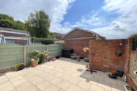 Rear Patio Garden