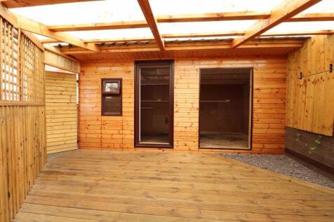 Decked Area &amp; Garden Room