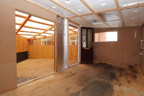 Decked Area &amp; Garden Room