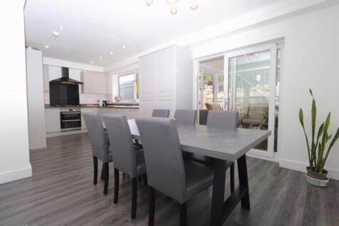 Open Plan Dining Kitchen