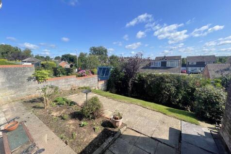 Rear Garden/ Views