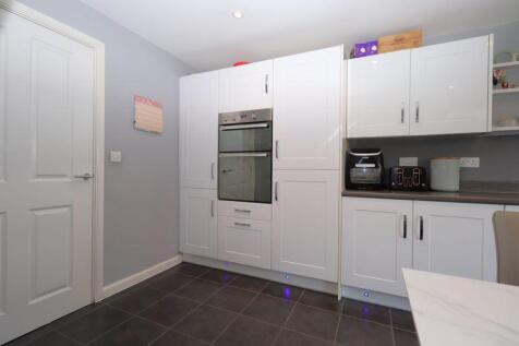 Dining Kitchen (Ground Floor)