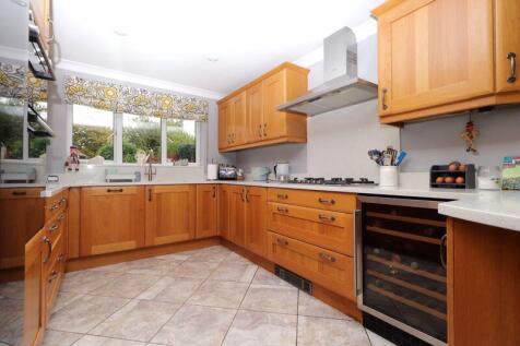 Through Dining Kitchen 