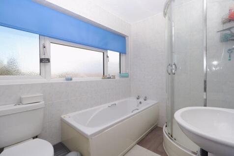 First Floor Family Bathroom