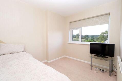 Bedroom 1 (First Floor)