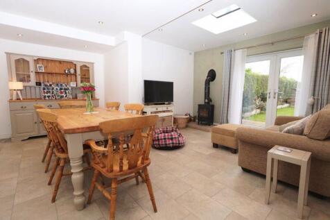 Open Plan Living/Kitchen/Dining Room