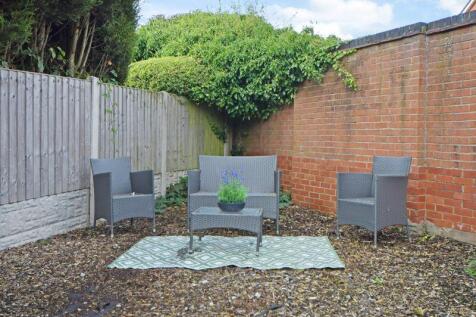 SITTING OUT AREA