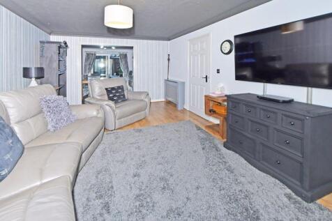 NEW LOUNGE