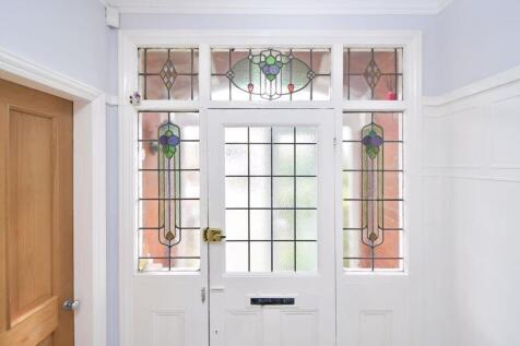 FEATURE ENTRANCE DOOR