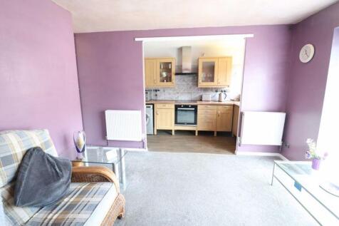 LOUNGE/KITCHEN