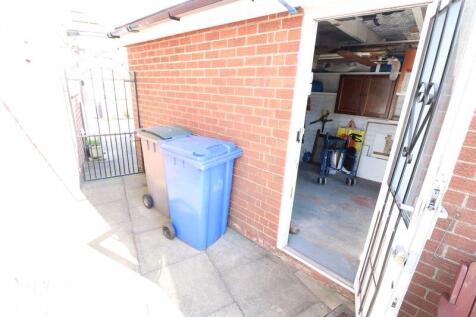 SIDE GATE ACCESS
