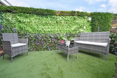 SITTING AREA