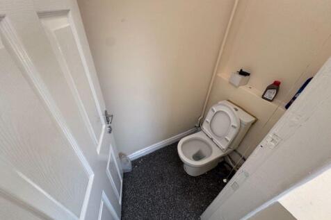 DOWNSTAIRS W.C.