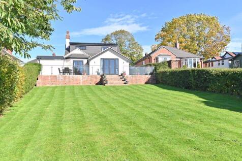 GARDEN &amp; REAR EXTERNAL