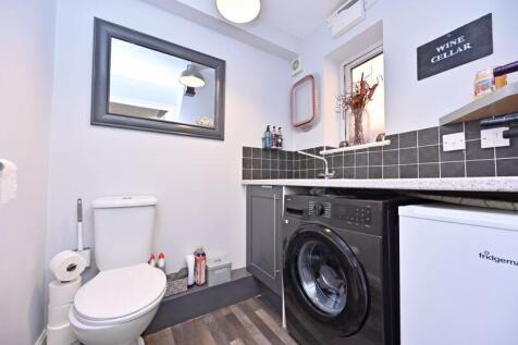 DOWNSTAIRS CLOAKS/W.C./UTILITY