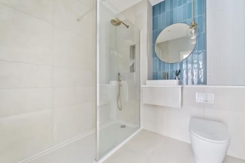 En Suite Shower room