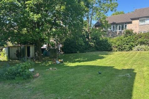 Garden/Parking
