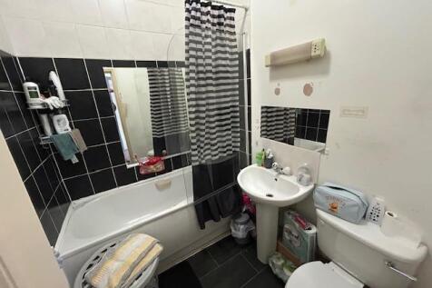 5 Lyndhurst Ct new Bath.jpg
