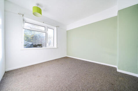 1357735-2-68da408...