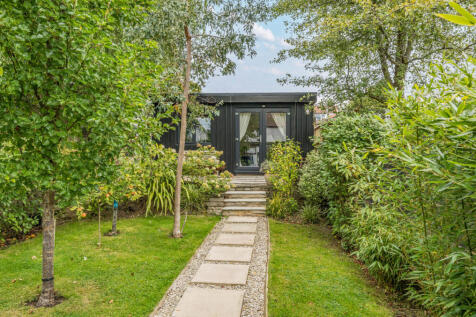 1360343-26-68d6b2...