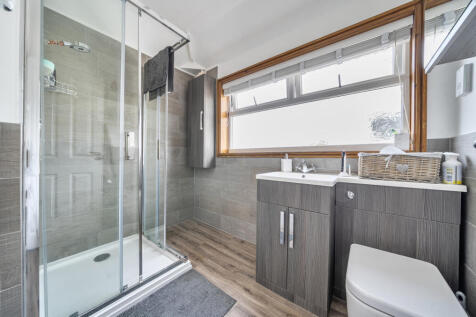 1361994-1-68de8f0...