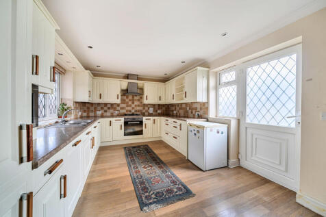 1362666-3-68dd1f9...