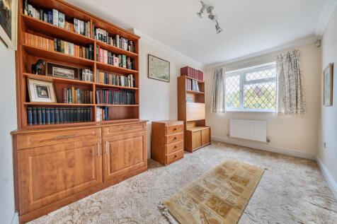 1362666-5-68dd1fc...