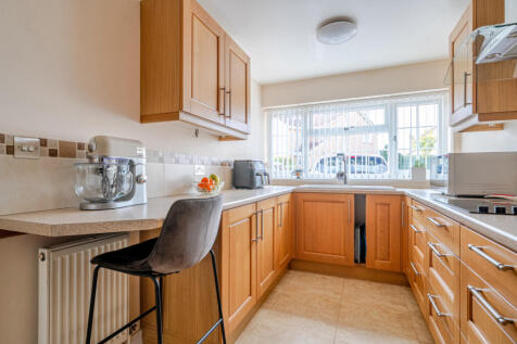 1372041-13-68f770...