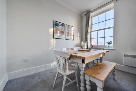 1372151-15-68fb41...