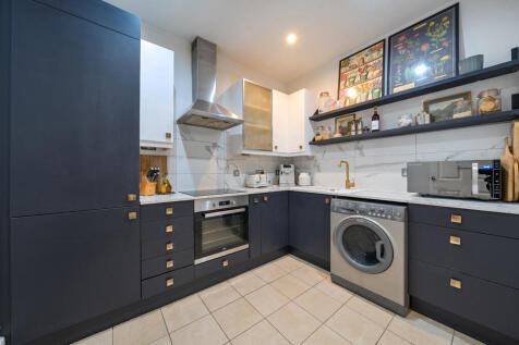 1372151-20-68fb43...