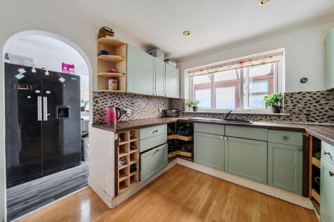 1373636-18-6909ee...