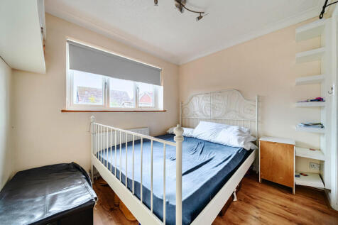 1373636-5-6909edb...