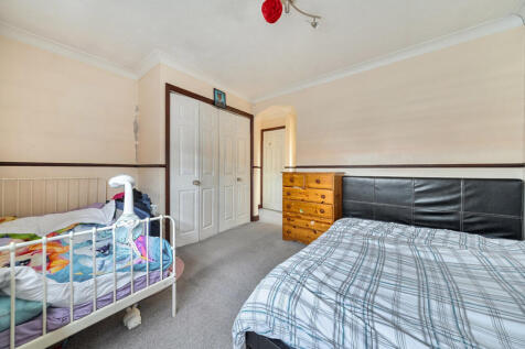 1373636-9-6909ede...