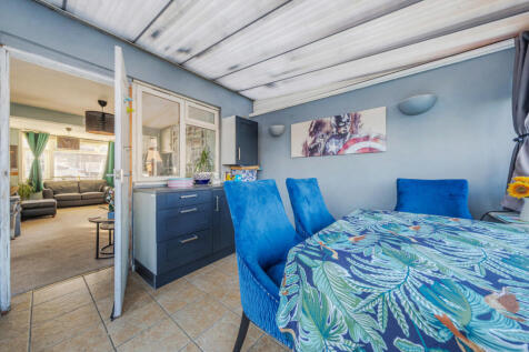 1383823-18-69205b...