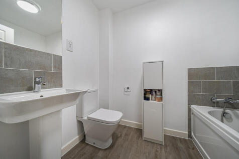 1385030-20-6925f5...