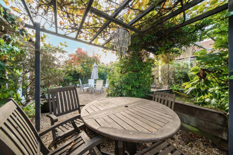 1361807-9-68e557d...