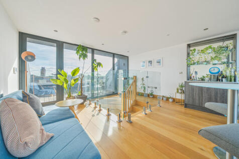 1362704-5-68e5377...