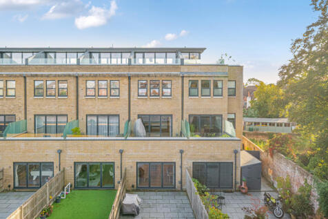 1362704-4-68e5365...