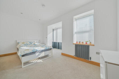 1362704-11-68e537...