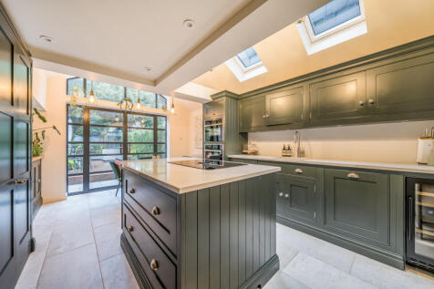 1361984-13-68df94...