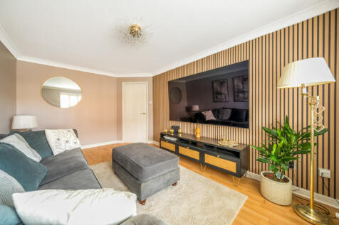 1374457-27-691c95...