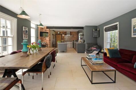 Breakfast Room