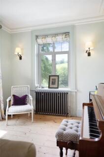 Snug Off Sitting Rm
