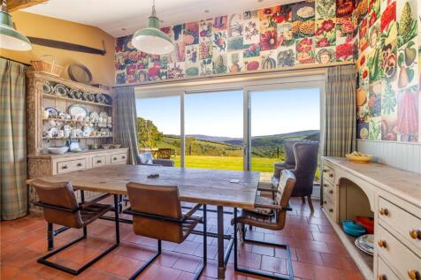 Breakfast Room