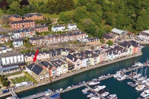 3 Dart Marina