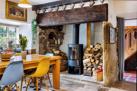 Dining / Kitchen