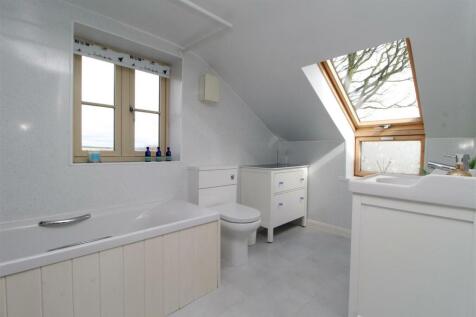 HOUSE BATHROOM/W.C.